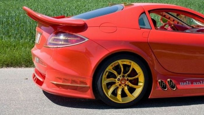 Полюбуйтесь! Писаный красавец! Mercedes-Benz SLR McLaren - за 11 000 000 долларов!